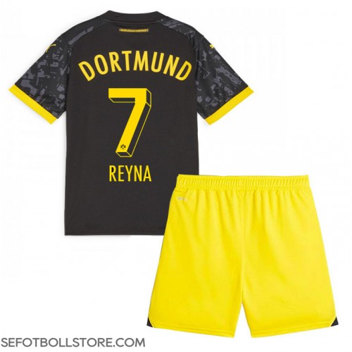 Borussia Dortmund Giovanni Reyna #7 Replika babykläder Bortaställ Barn 2023-24 Kortärmad (+ korta byxor)